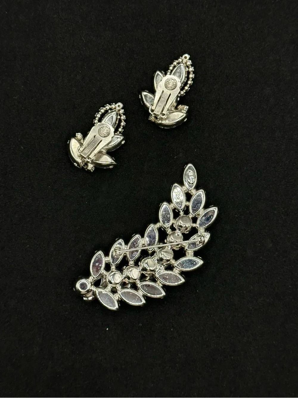 Vintage Weiss Lavender Crystal Leaf Brooch and Earring Set - Women Jewelry